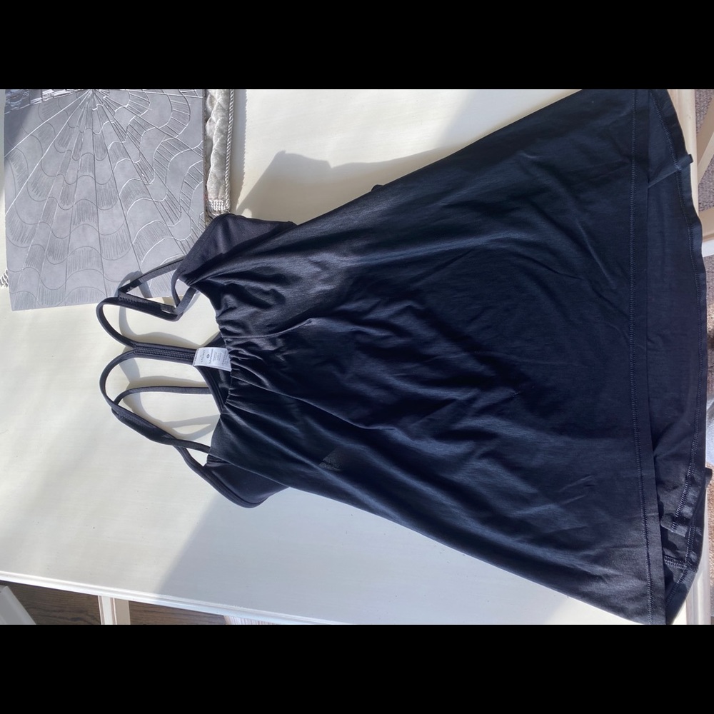 Lululemon Flow Tank Top - Picture 2 of 6